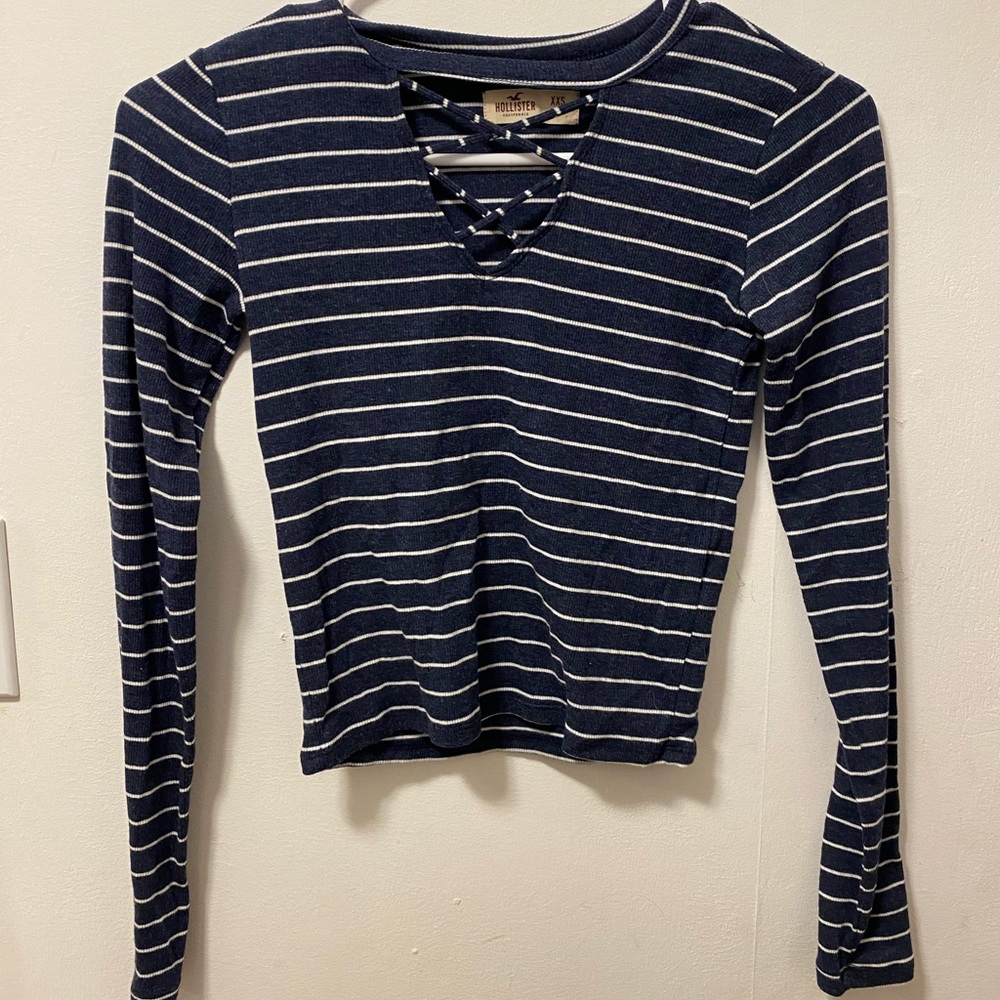 Hollister long sleeve crop top